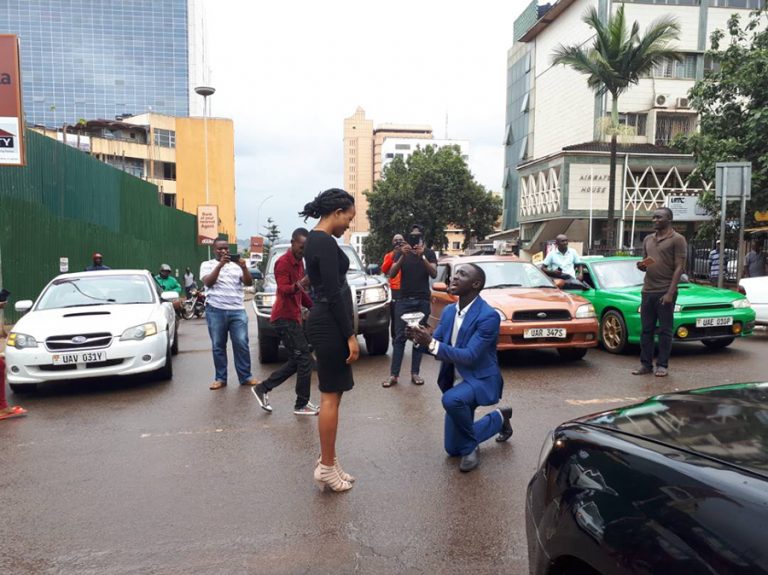 Former Kyambogo Guild president Proposes to girlfriend in the middle of traffic