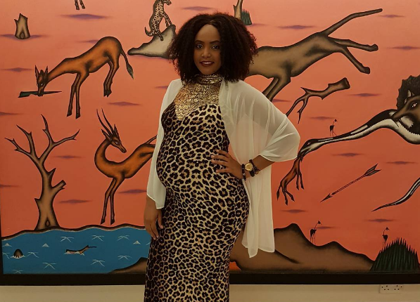 Not even pregnancy can stop her; Video vixen Amina Amaru proves that pregnant women can still get down