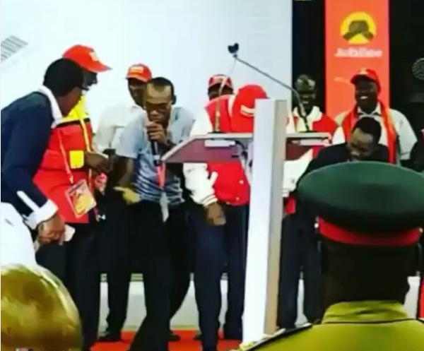 This video of Dr. Ofweneke trying to teach Uhuru how to Shoki is the most hilarious thing you’ll see today