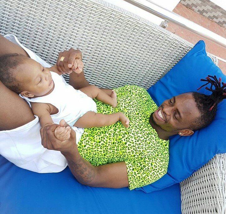 Daddy Duty! Diamond Platnumz takes some time off his busy schedule to spend time with his look-alike son