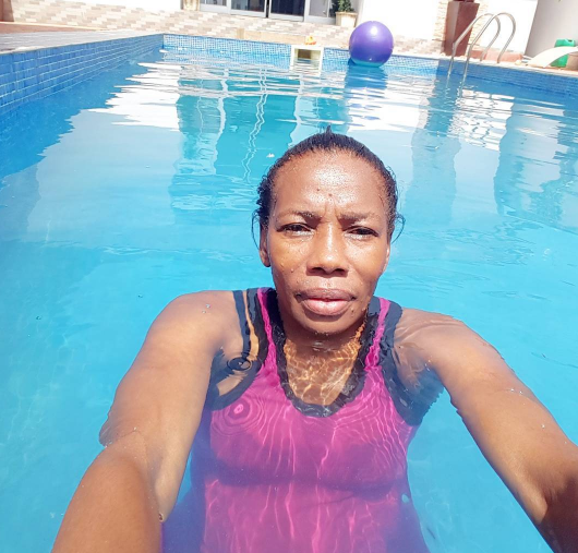 Mama Diamond Platnumz flaunts her swimming suite