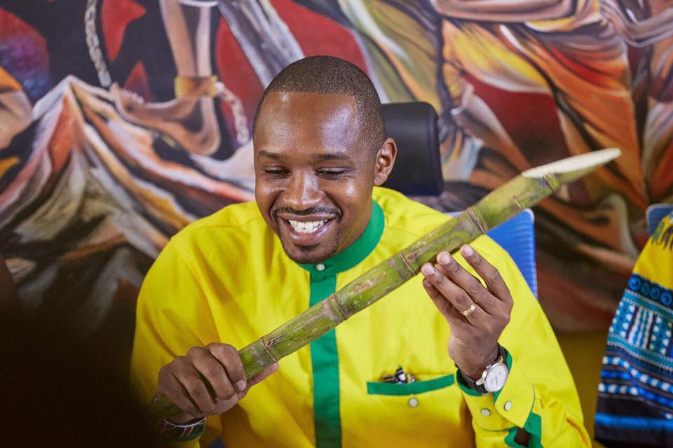 Huyu jamaa ni cartoon tu! Boniface Mwangi explains why his newly launched political party has sugarcane as its symbol… Hold your laughter just yet
